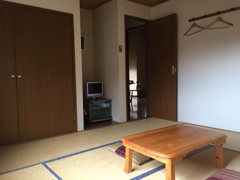 เพนชั่น แอนด์ แกลเลอรี นัตสึมิโนะซะโตะ Hotel บิเอะ ภายนอก รูปภาพ
